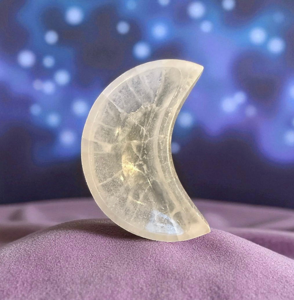 🌙 Selenite Crescent Moon Bowl – 4″ | Hand-Carved in Morocco